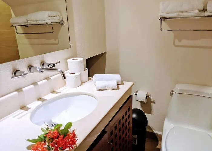 Modern Pool Ocean Views Terrace Bbq Vista Real *